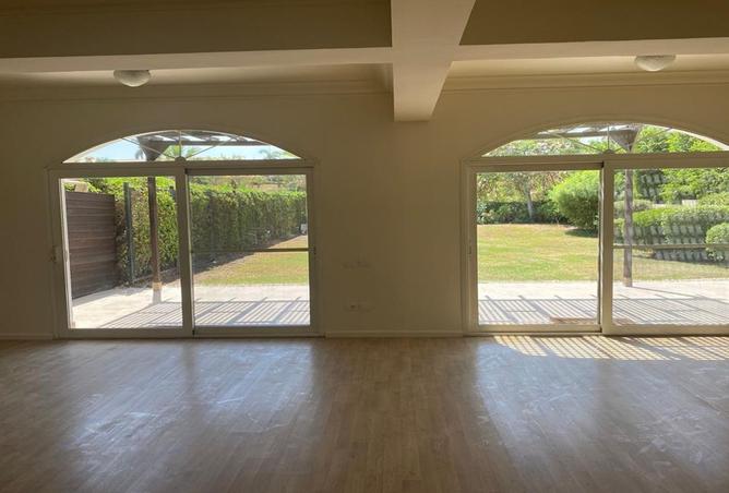 8376000 - Property Image 3