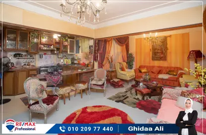 Apartment - 2 Bedrooms - 1 Bathroom for sale in Abd Al Monsef Ghazi St. - Saba Basha - Hay Sharq - Alexandria
