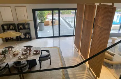 فيلا - 5 غرف نوم - 4 حمامات للبيع في سوان ليك ويست - مدينة 6 أكتوبر - الجيزة