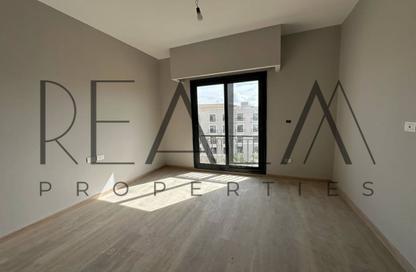 Apartment - 2 Bedrooms - 3 Bathrooms for sale in Village West - Sheikh Zayed Compounds - Sheikh Zayed City - Giza
