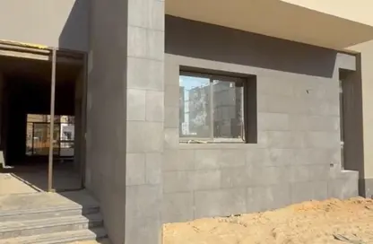 Townhouse - 3 Bedrooms - 5 Bathrooms for sale in Saada Compound - New Cairo City - Cairo