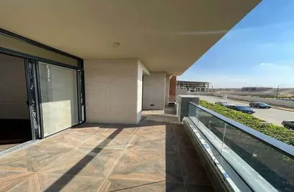 شقة - 3 غرف نوم - 2 حمامات للبيع في حى اسكان الجامعه الامريكية - كمبوندات التجمع الخامس - التجمع الخامس - مدينة القاهرة الجديدة - القاهرة