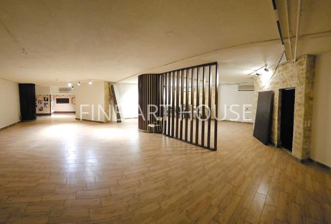 8358161 - Property Main Image