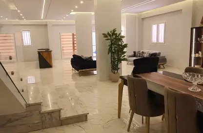 Duplex - 3 Bedrooms - 2 Bathrooms for sale in 4th Neighborhood - 2nd Area - Shorouk City - Cairo