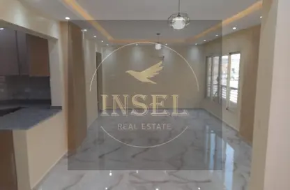 Apartment - 3 Bedrooms - 2 Bathrooms for rent in Univ  and  Schools Area - 5th Settlement Compounds - The 5th Settlement - New Cairo City - Cairo