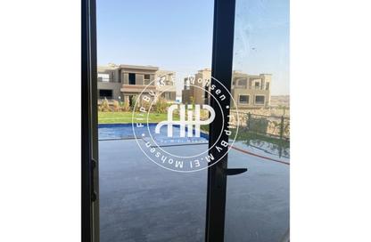 منزل مزدوج - 4 غرف نوم - 4 حمامات للايجار في نيو جيزة - طريق مصر اسكندرية الصحراوي - مدينة 6 أكتوبر - الجيزة