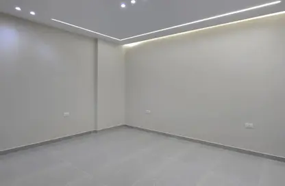 Apartment - 3 Bedrooms - 2 Bathrooms for sale in Al Khamayel city - Sheikh Zayed Compounds - Sheikh Zayed City - Giza Apartment - 3 Bedrooms - 2 Bathrooms for sale in Al Khamayel city - Sheikh Zayed Compounds - Sheikh Zayed City - Giza