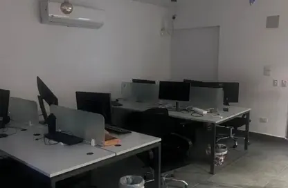 شقة - 3 غرف نوم - 2 حمامات للايجار في شارع الطيران - رابعة العدوية - مدينة نصر - القاهرة