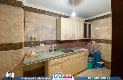 شقة - 4 غرف نوم - 4 حمامات للبيع في لوران - حي شرق - الاسكندرية