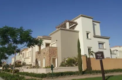 Villa - 4 Bedrooms - 4 Bathrooms for sale in Mivida - 5th Settlement Compounds - The 5th Settlement - New Cairo City - Cairo