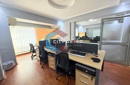 Office Space - Studio - 4 Bathrooms for rent in Degla - Hay El Maadi - Cairo