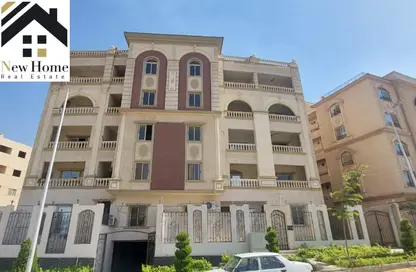 Apartment - 3 Bedrooms - 2 Bathrooms for sale in South Lotus - El Lotus - New Cairo City - Cairo
