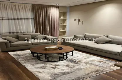 Apartment - 1 Bedroom - 1 Bathroom for rent in Palm Hills Village Gate - South Investors Area - New Cairo City - Cairo