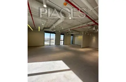 Office Space - Studio - 1 Bathroom for rent in Hyde Park - 5th Settlement Compounds - The 5th Settlement - New Cairo City - Cairo