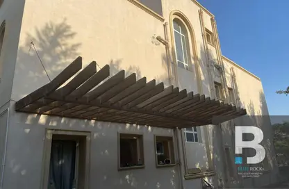 Twin House - 5 Bedrooms - 4 Bathrooms for sale in Greens - 6th District - Sheikh Zayed City - Giza
