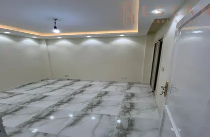 Apartment - 2 Bedrooms - 1 Bathroom for sale in Abou Bakr Al Sedeek St. - Rehab City Second Phase - Al Rehab - New Cairo City - Cairo
