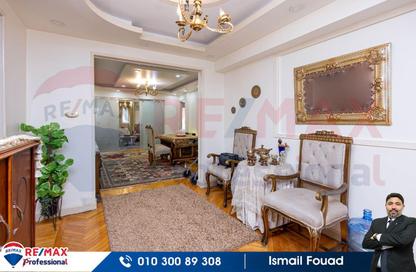 شقة - 4 غرف نوم - 2 حمامات للبيع في كوبري استانلي - ستانلي - حي شرق - الاسكندرية