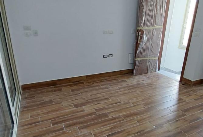 8097866 - Property Image 2