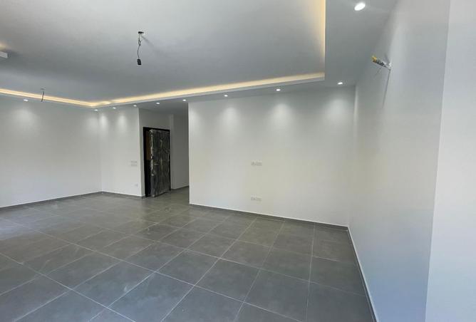 8261923 - Property Main Image