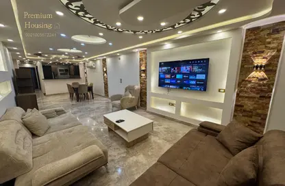شقة - 3 غرف نوم - 3 حمامات للايجار في شارع طيبه - المهندسين - الجيزة
