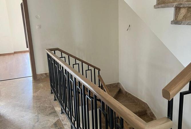 8006564 - Property Image 2
