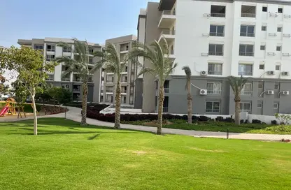 Apartment - 3 Bedrooms - 2 Bathrooms for sale in Hyde Park - 5th Settlement Compounds - The 5th Settlement - New Cairo City - Cairo