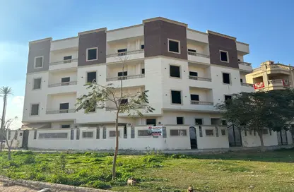 Apartment - 3 Bedrooms - 2 Bathrooms for sale in Shorouk City - Cairo