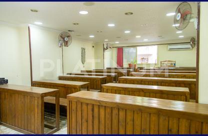 Apartment - 2 Bedrooms - 2 Bathrooms for rent in Mostafa Maher St. - Glim - Hay Sharq - Alexandria