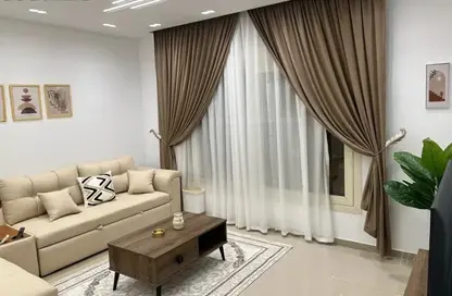 شقة - 1 حمام للايجار في ذا فيلدج - المستثمرين الجنوبية - مدينة القاهرة الجديدة - القاهرة