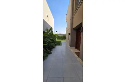 Villa - 6 Bedrooms - 4 Bathrooms for rent in Village Gardens Katameya - 5th Settlement Compounds - The 5th Settlement - New Cairo City - Cairo