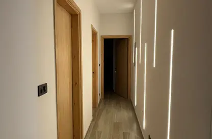 شقة - 3 غرف نوم - 3 حمامات للايجار في ذا كورت ياردز - كمبوندات الشيخ زايد - الشيخ زايد - الجيزة