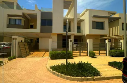 Townhouse - 3 Bedrooms - 4 Bathrooms for sale in Moon Residences - Fifth Square - The 5th Settlement - New Cairo City - Cairo