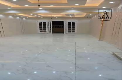 شقة - 3 غرف نوم - 2 حمامات للايجار في طريق جوزيف تيتو - النزهه الجديدة - النزهة - القاهرة