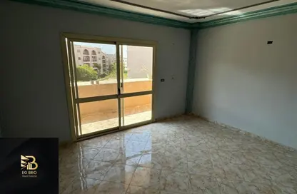 Apartment - 3 Bedrooms - 3 Bathrooms for sale in Al masrawya - South Investors Area - New Cairo City - Cairo