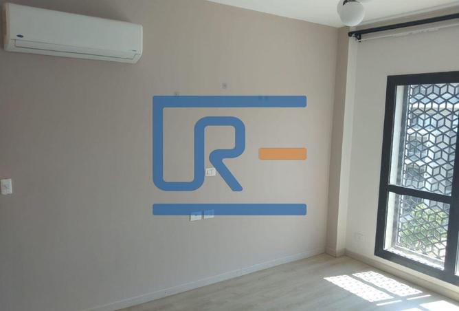 8224796 - Property Image 2