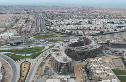 محل تجاري - استوديو - 1 حمام للبيع في مون ريزيدنس - فيفث سكوير - التجمع الخامس - مدينة القاهرة الجديدة - القاهرة