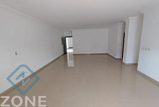 7928960 - Property Image 3