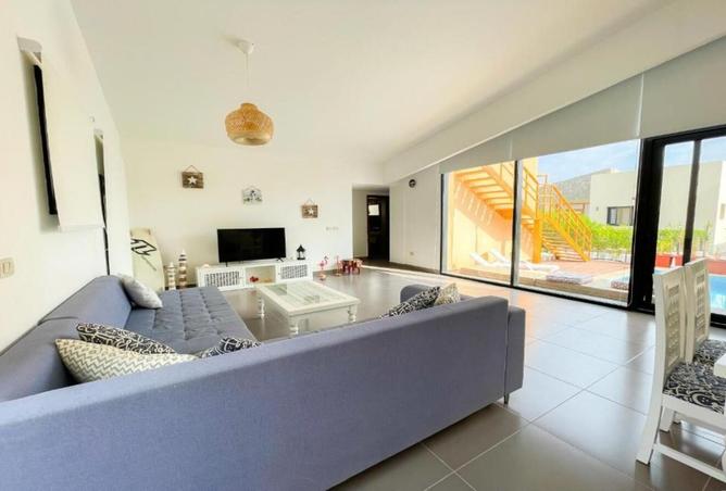 8031399 - Property Image 2