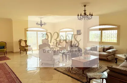 Apartment - 4 Bedrooms - 2 Bathrooms for sale in West Somid Road - West Somid - 6 October City - Giza