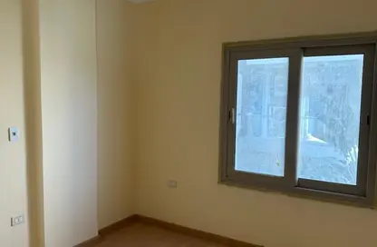 Apartment - 3 Bedrooms - 2 Bathrooms for rent in Galleria Moon Valley - South Investors Area - New Cairo City - Cairo