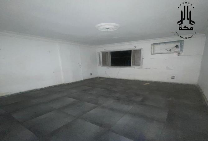 8180868 - Property Image 3