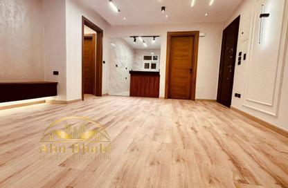 Apartment - 2 Bedrooms - 1 Bathroom for sale in Madinaty - Cairo