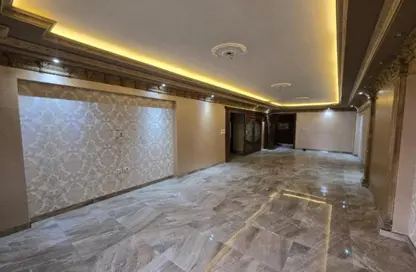 Apartment - 3 Bedrooms - 3 Bathrooms for rent in Zahraa El Maadi - Hay El Maadi - Cairo