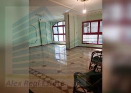 شقة - 5 غرف نوم - 2 حمامات for للايجار in طريق قناه السويس - محرم بك - حي وسط - الاسكندرية