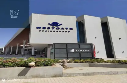 Shop - Studio - 1 Bathroom for rent in West Gate - 6 October Compounds - 6 October City - Giza