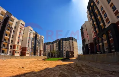 Apartment - 4 Bedrooms - 3 Bathrooms for sale in Alex West - Alexandria Compounds - Alexandria