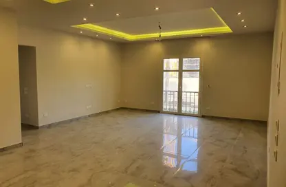 Apartment - 2 Bedrooms - 2 Bathrooms for rent in Hyde Park - New Cairo City - Cairo