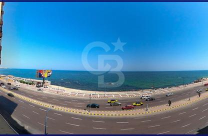 Apartment - 2 Bedrooms - 1 Bathroom for sale in Al Geish Road - Camp Chezar - Hay Wasat - Alexandria