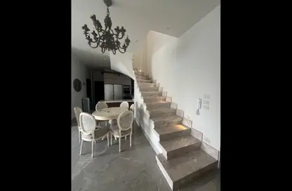 (بنتهاوس  (روف - 2 غرف نوم - 3 حمامات للايجار في جاليريا  مون فالى - المستثمرين الجنوبية - مدينة القاهرة الجديدة - القاهرة