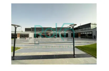 Show Room - Studio - 2 Bathrooms for sale in West Mark - 26th of July Corridor - 6 October City - Giza